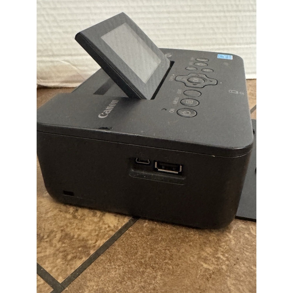 Canon Selphy CP910  Color Dye Sublimation Mobile Printer - Picture 6 of 7